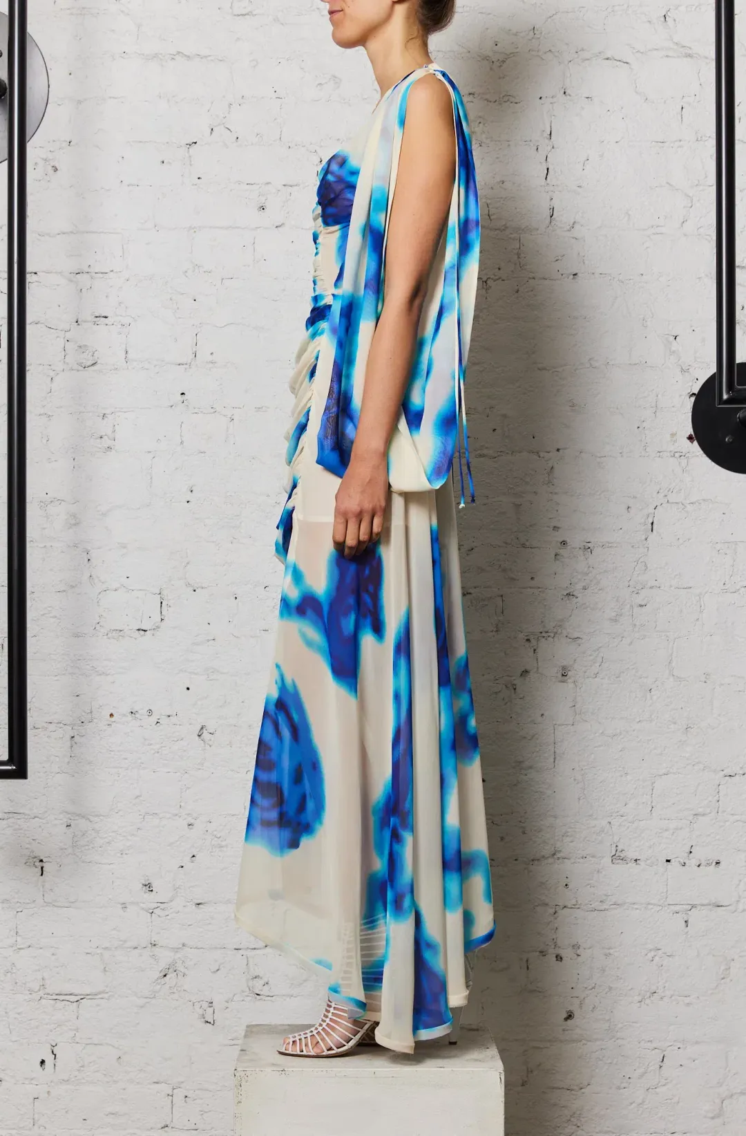 KitX Majestic Dreamer Dress w Cape Sleeves Print Size 8 for rent on The Volte - main image