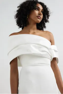Solace London Alexis Maxi Gown Cream Size 10 for rent on The Volte - image 3