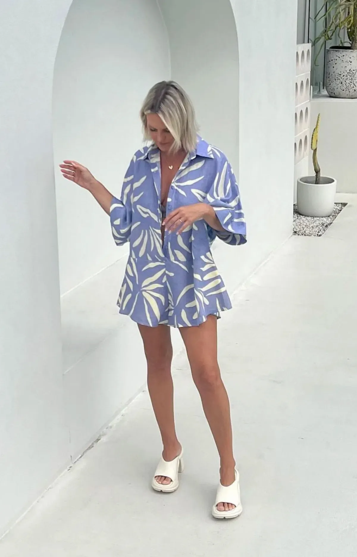 Coco Willow Rae Playsuit Blue Lagoon Print Size S/Au 10 - Image 1