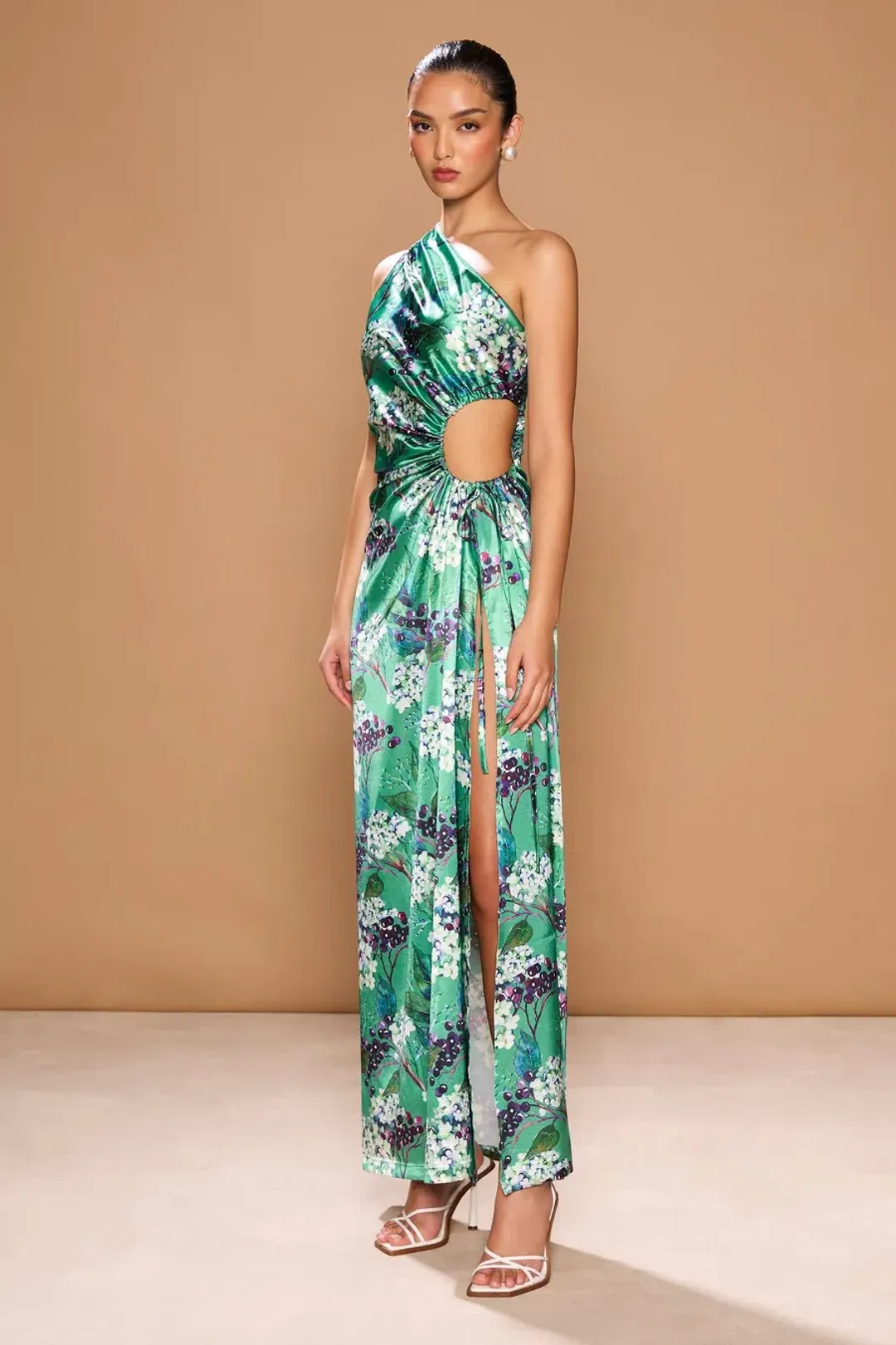 Sonya Moda Nour Maxi Dress Fiori Di Sambuco Size 8 for rent on The Volte - main image