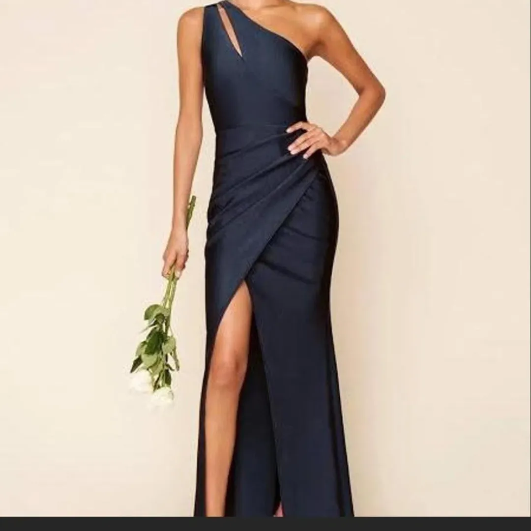 Sheike Matrix Maxi Gown Navy Size 14 for rent on The Volte - main image