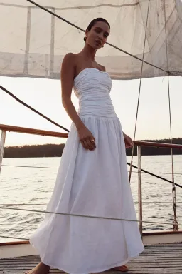 Dissh Catania Linen Strapless Dress White Size 6 for rent on The Volte - image 1