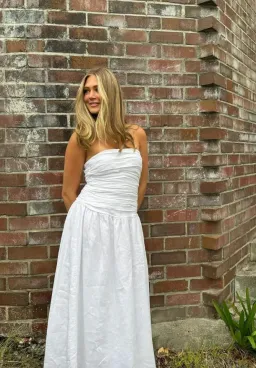 Dissh Catania Linen Strapless Dress White Size 6 for rent on The Volte - image 3