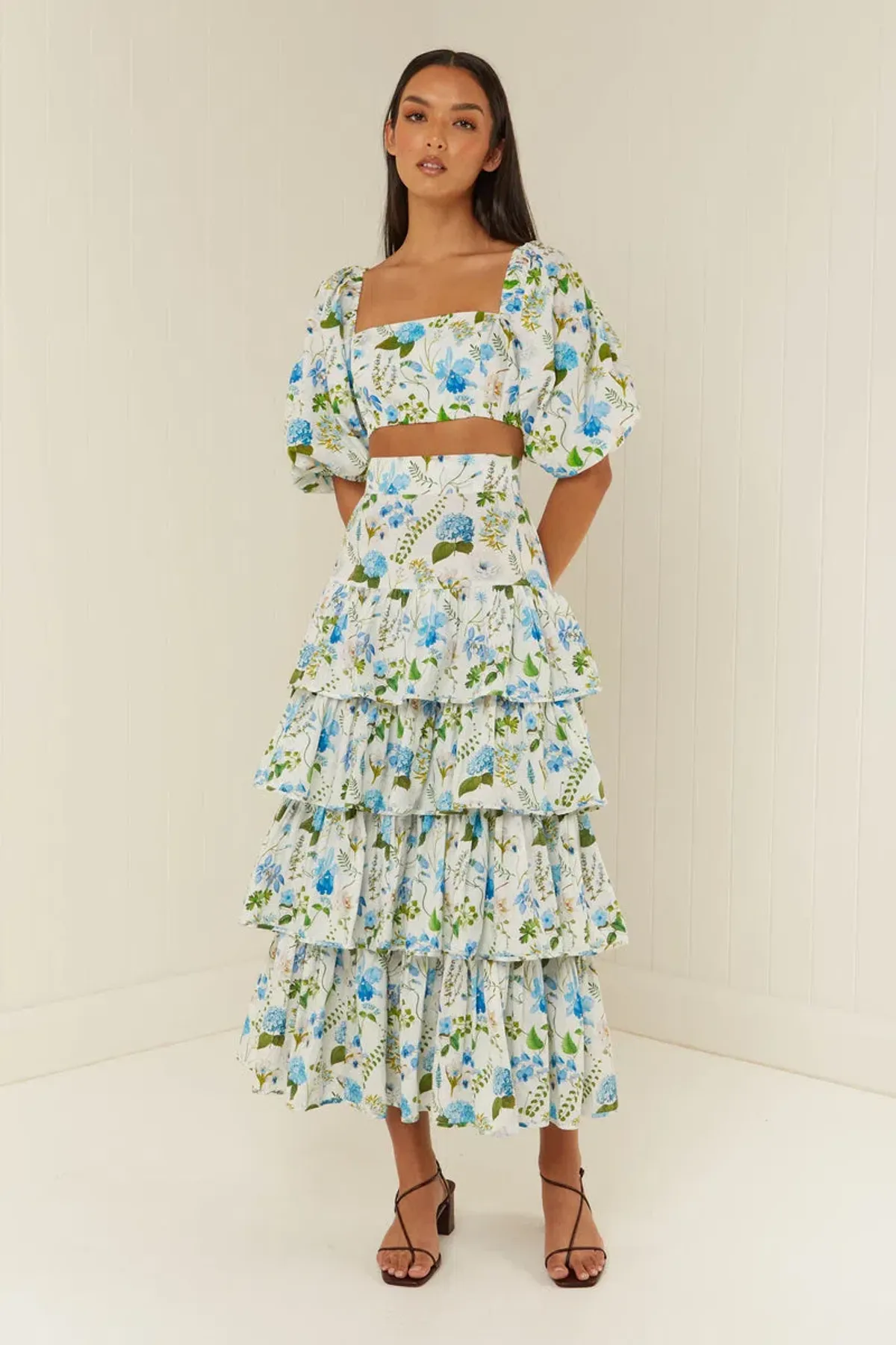 Palm Noosa Triton Skirt in Blue Orchid Floral Size 10 - Image 1