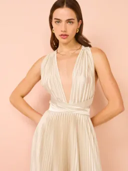 L'Idee Moderniste Gown Champagne Size AU 6 for rent on The Volte - image 14