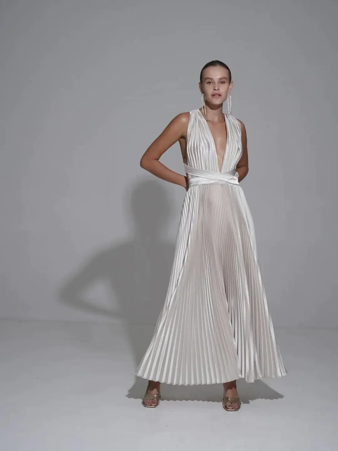 L'Idee Moderniste Gown Champagne Size AU 6 for rent on The Volte - main image