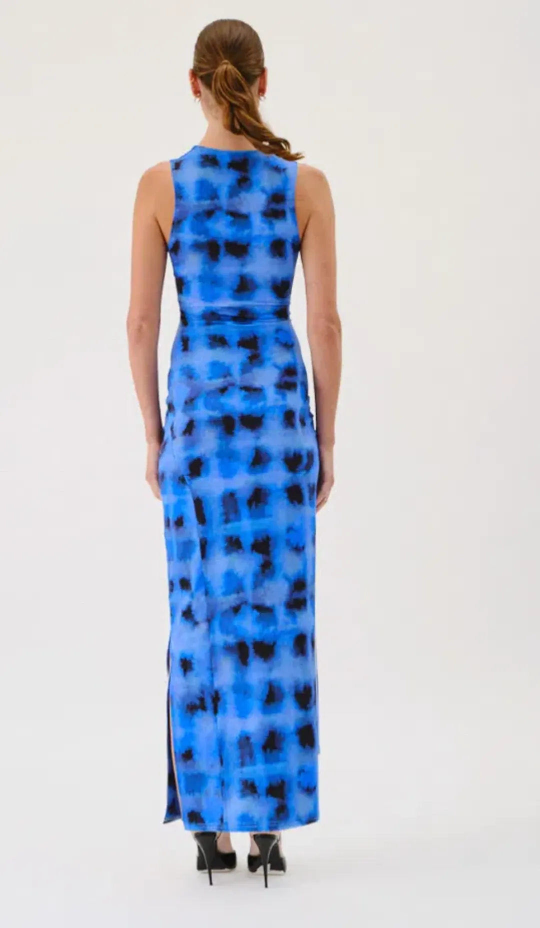 Suboo Shibori Sleeveless Reversible Twist Front Maxi Dress Blue Size S / AU 8 for rent on The Volte - main image