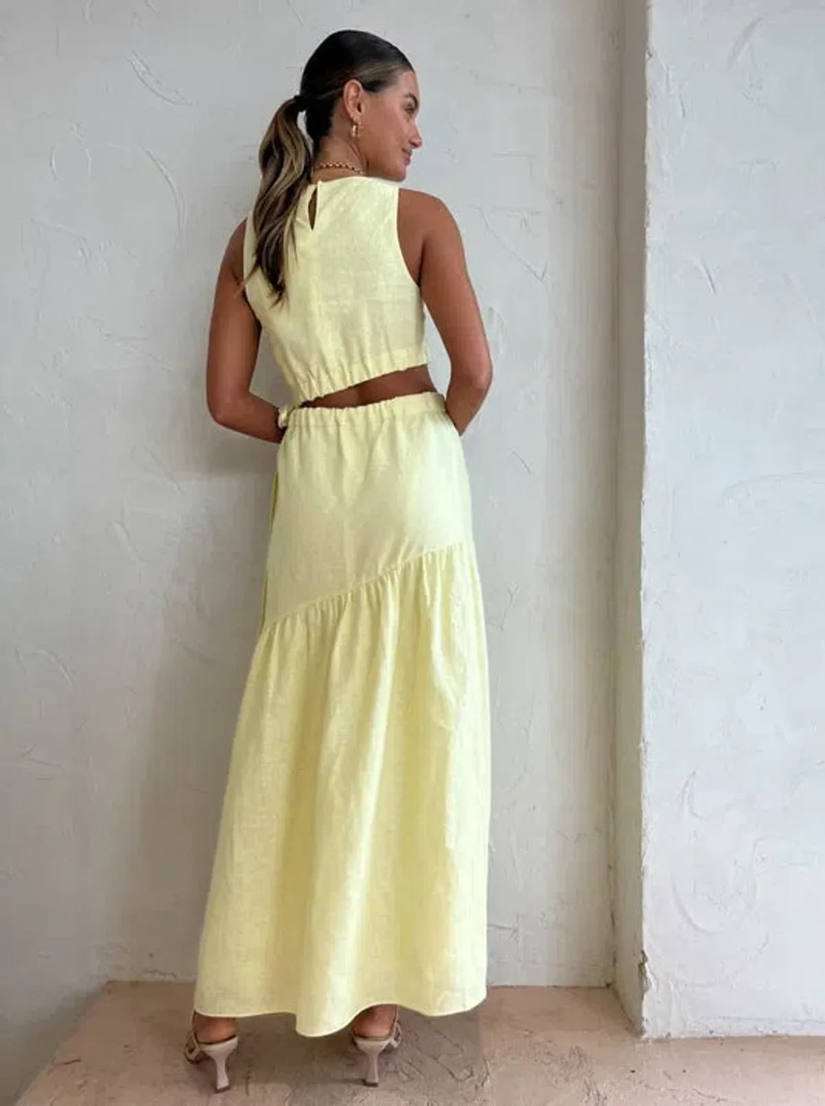 Sir The Label Francesca Dress In Butter Size 1/Au 8 - Image 2