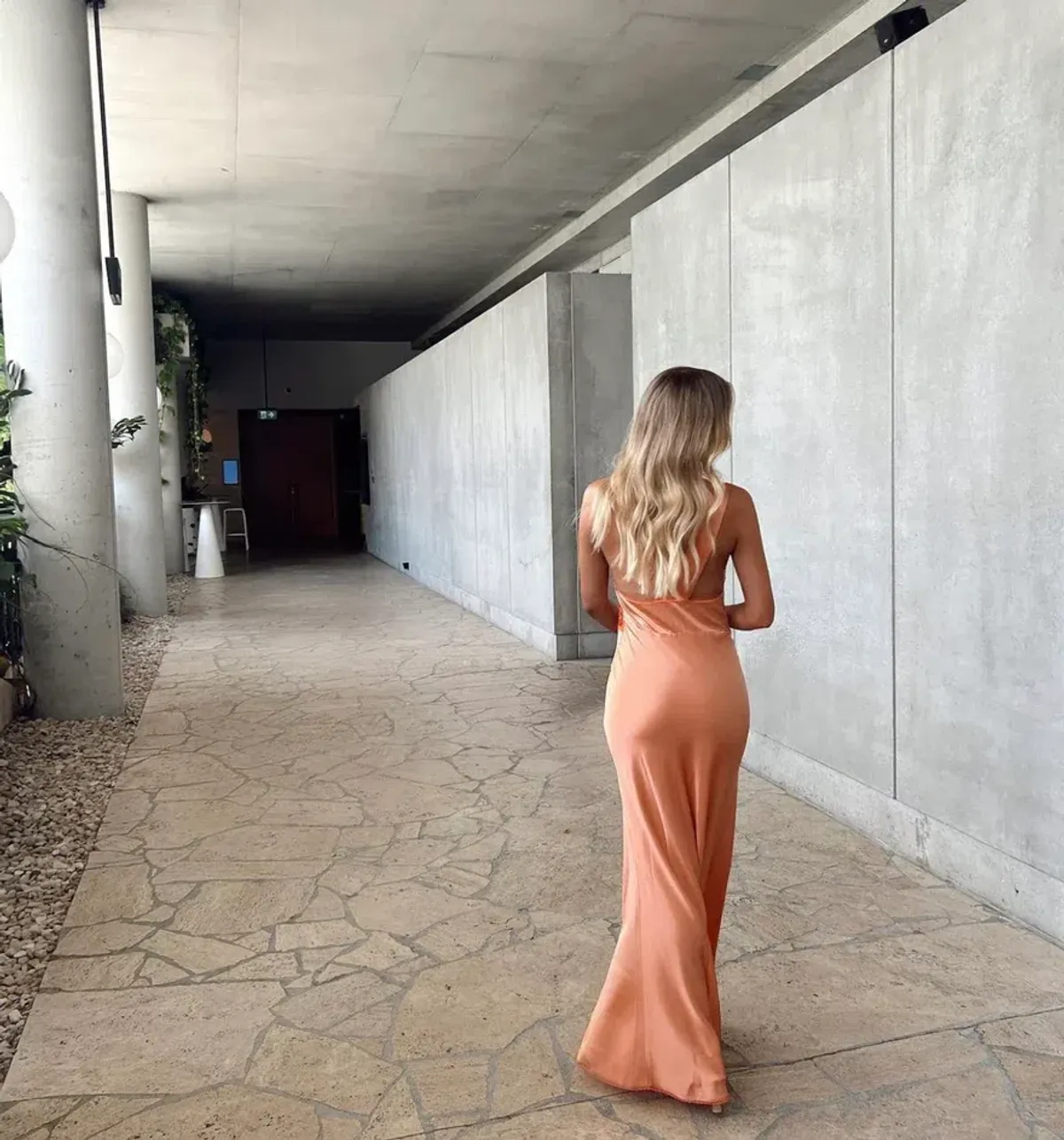 Sir the Label Aries Cut Out Gown in Peach Size AU 8 - Image 5