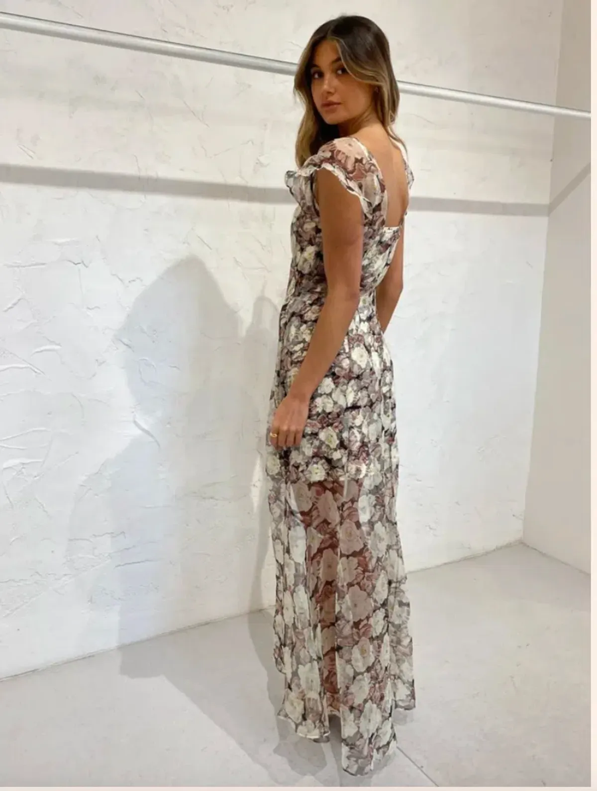 Sir the Label Sofia Low Back Gown in Vivienne Print Size 0 / AU 6 - Image 2