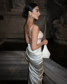 Jacquemus Le Chouchou La Saudade Longue Brodée Maxi Dress Off White Size 36 / AU 8 for rent on The Volte - image 4