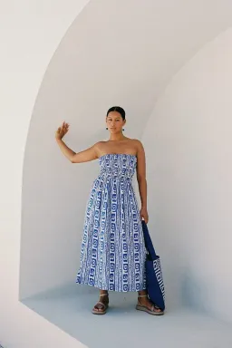 Faithfull The Brand Musee Midi Dress in Pacific Print Size 12 for rent on The Volte - image 2