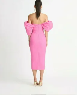 Sheike Ever After Midi Dress Pink Size 16 for rent on The Volte - image 2