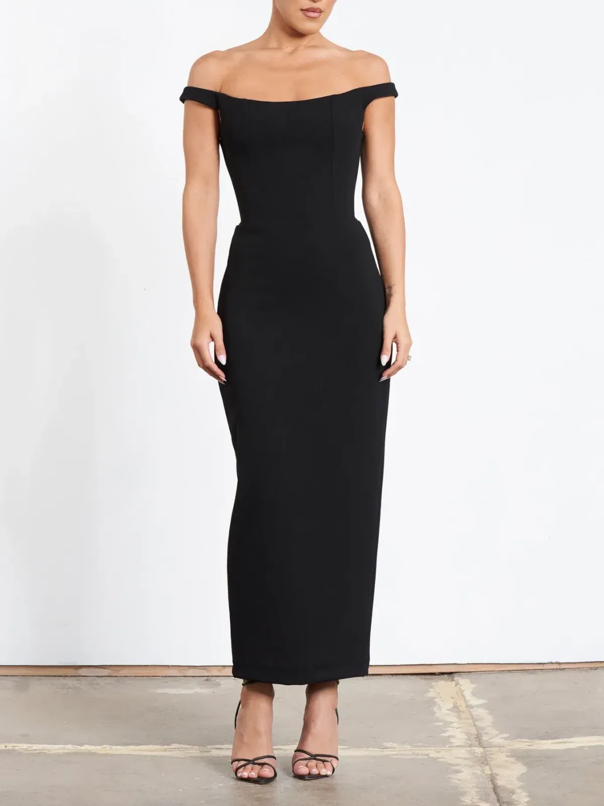 Effie Kats Amaya Midi Dress Black Size XS / AU 6 - Image 1