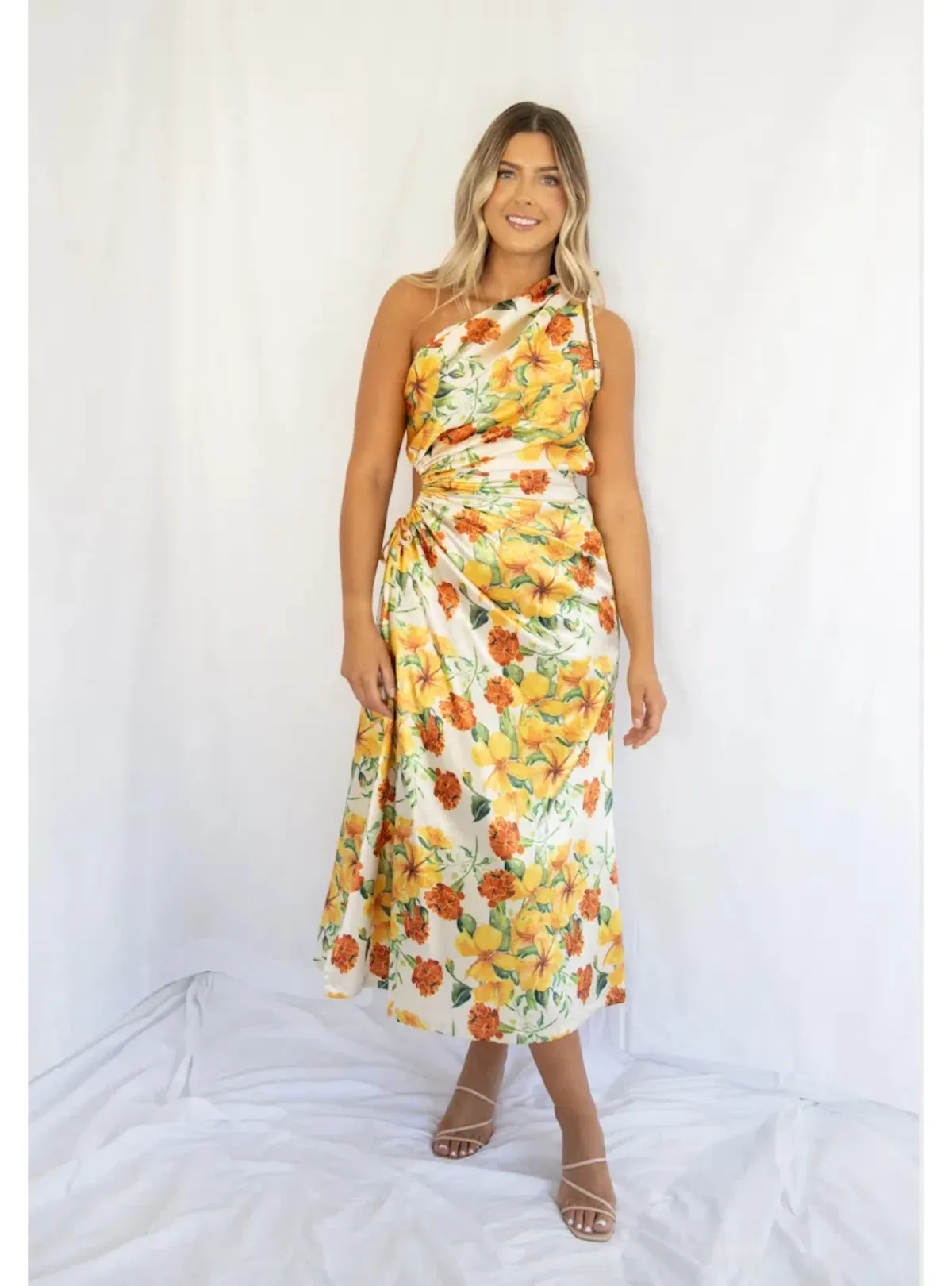Sonya Moda Yarden Floral Maxi Dress Floral Size AU 10 for rent on The Volte - main image