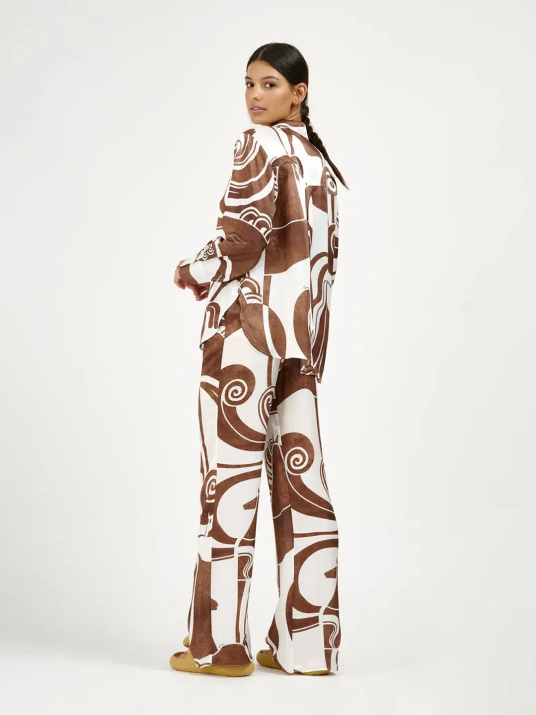 Roame Ryder Shirt Size 8 and Bari Pants Size 10 Set Roaming Horses Chestnut for rent on The Volte - main image