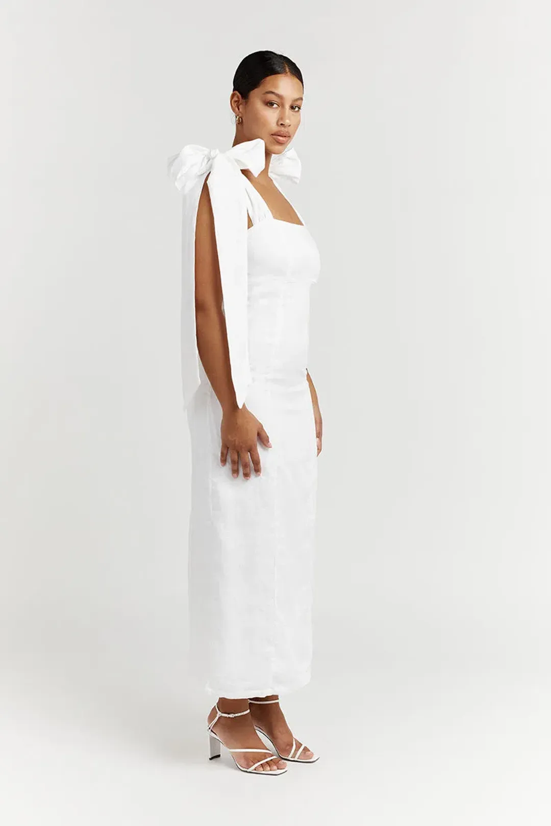 Dissh Aisle Linen Bow Midi Dress White Size 12 for rent on The Volte - main image