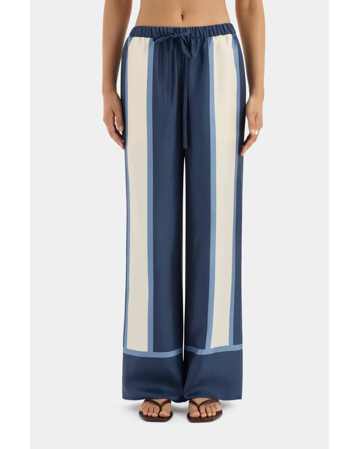 Sir The Label Dazed Shirt Size 0/Au 6 and Relaxed Pant Size 2/Au 10 Set Studio Print - Image 4