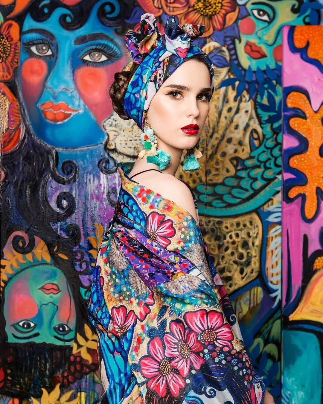 Sarah Hickey Art Silk Kimono Almost One Of A Kind Size 18 for rent on The Volte - main image