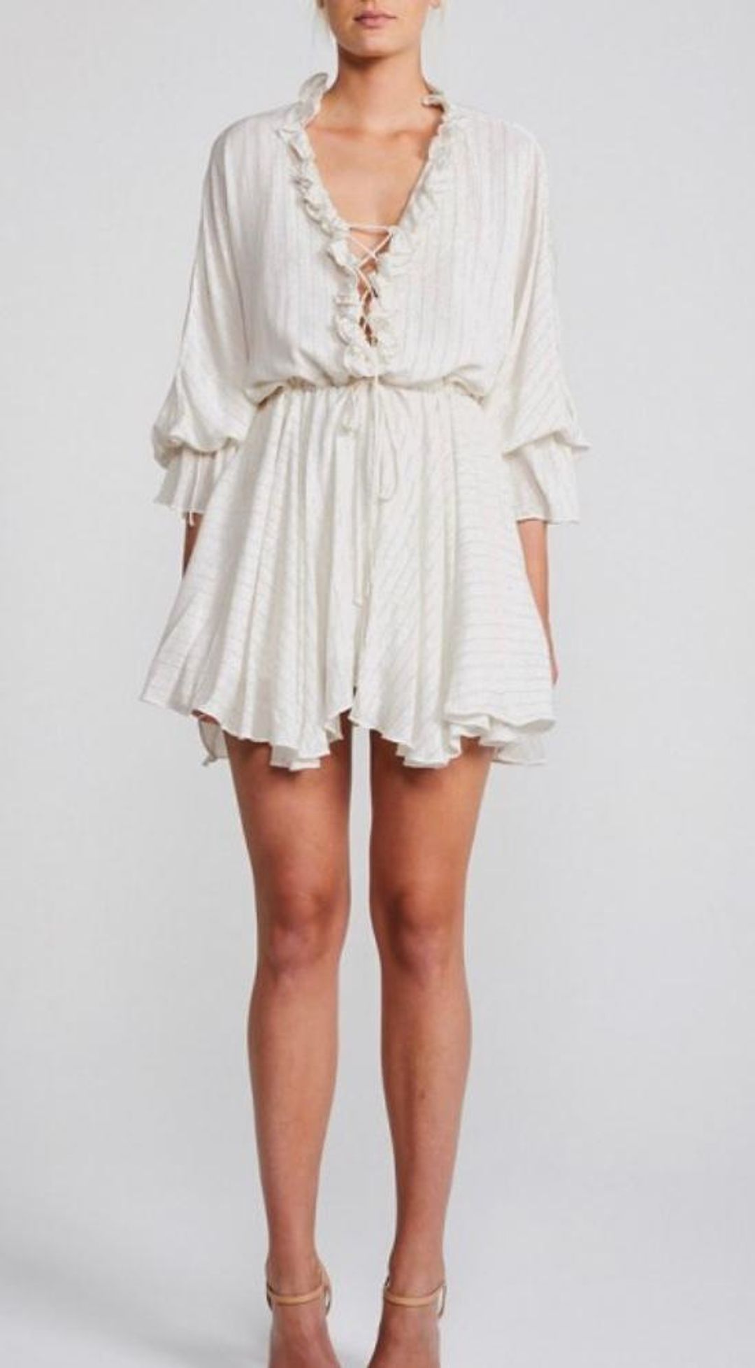 Dazed Frill sleeve for rent on The Volte - main image