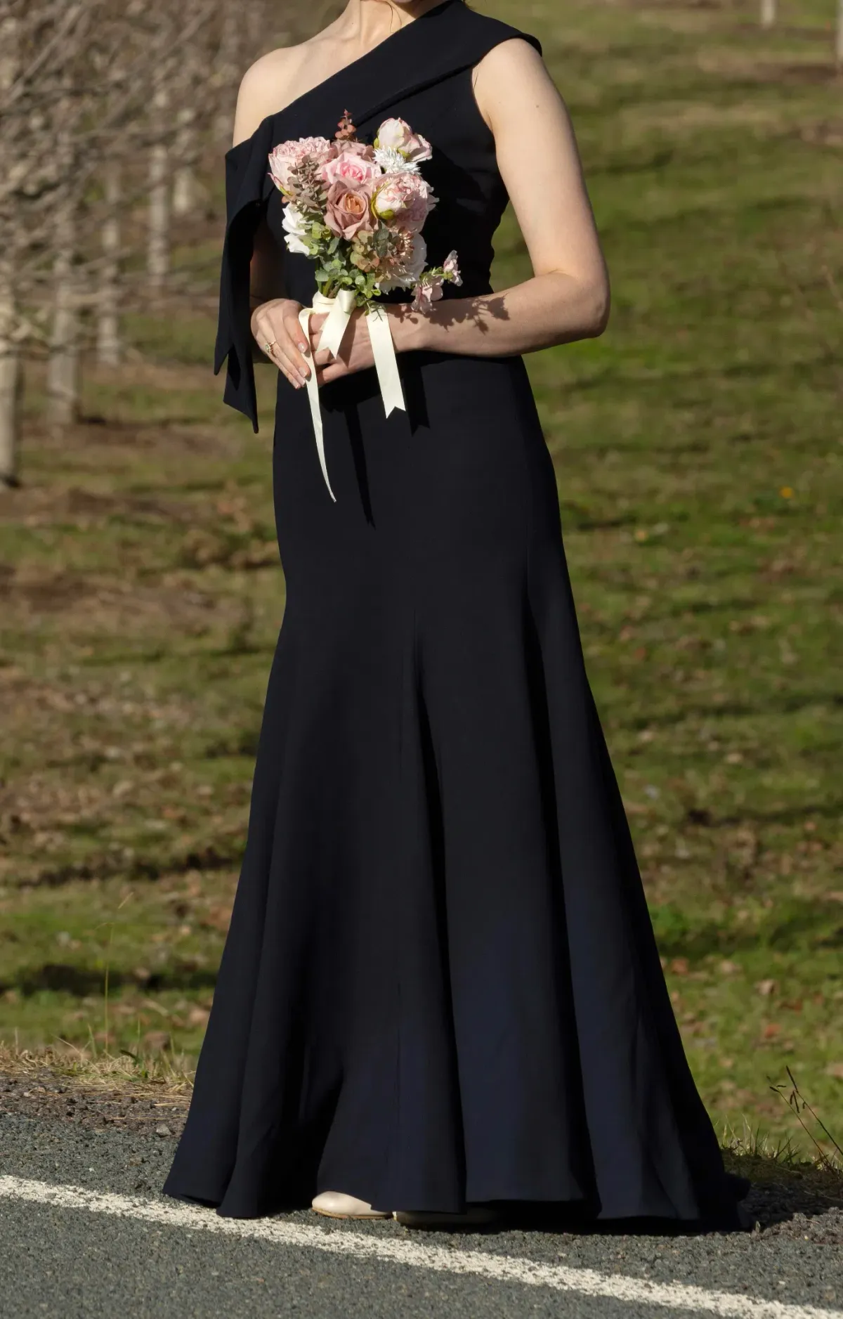 Carla Zampatti Crepe Fascia Asymmetrical Floor Length Gown Navy Size 8 - Image 1