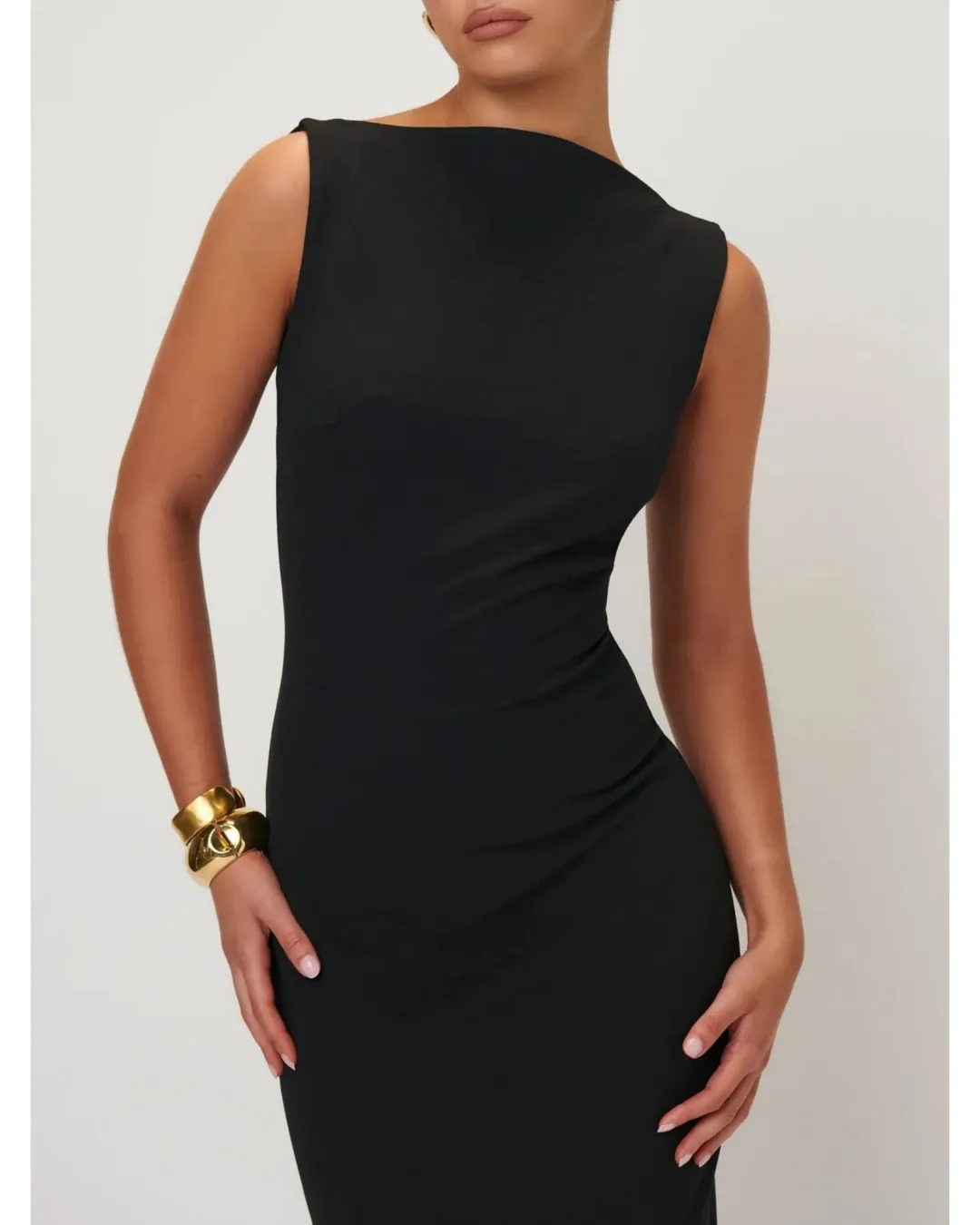 Effie Kats Verona Gown Black Size AU 12 for rent on The Volte - main image