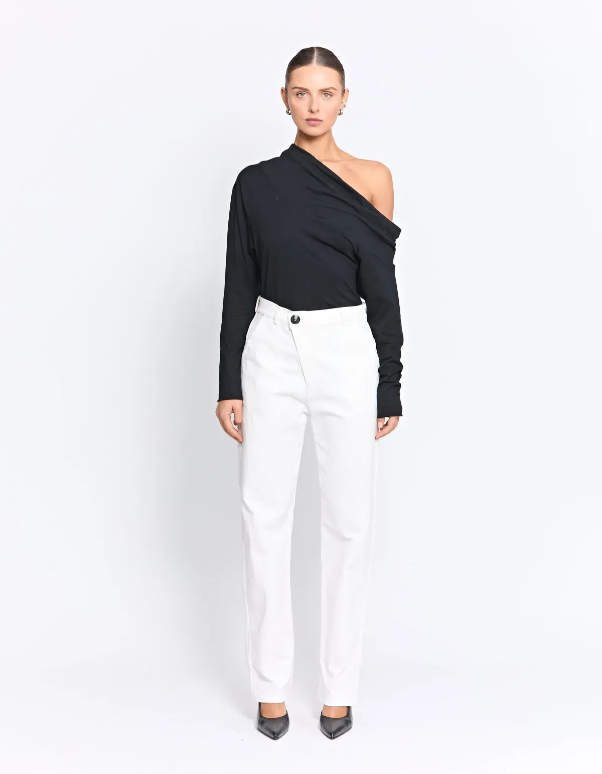 Pfeiffer Australian Organic Cotton Three Lakes Top Black Size AU 10 for rent on The Volte - main image