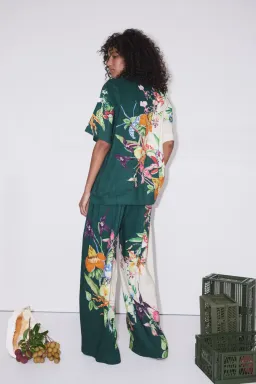 Alemais Aggie Shirt and Pant Set Floral Size 8 for rent on The Volte - image 3