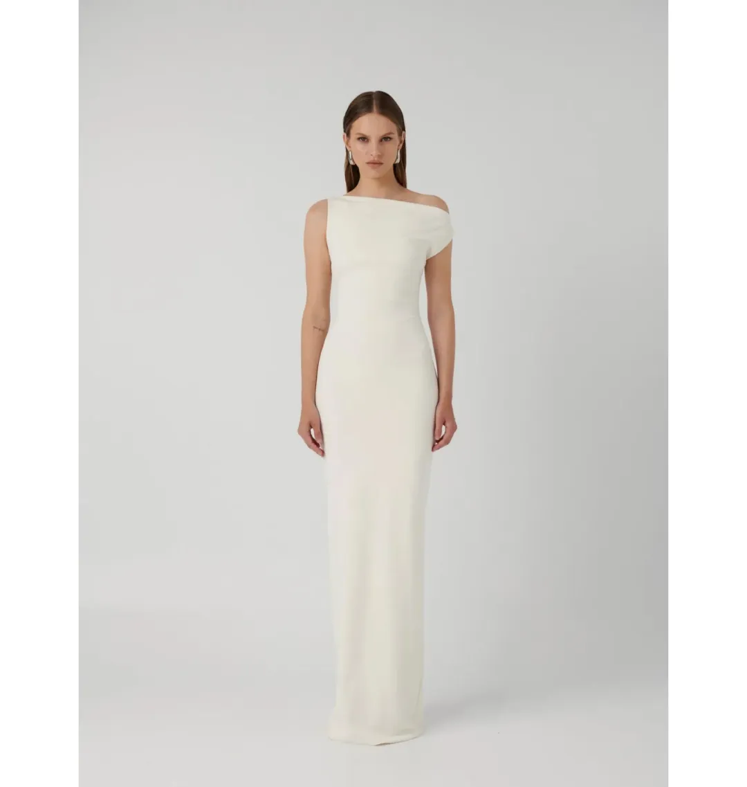 Effie Kats Inaya Gown In Ivory Size AU 8 for rent on The Volte - main image