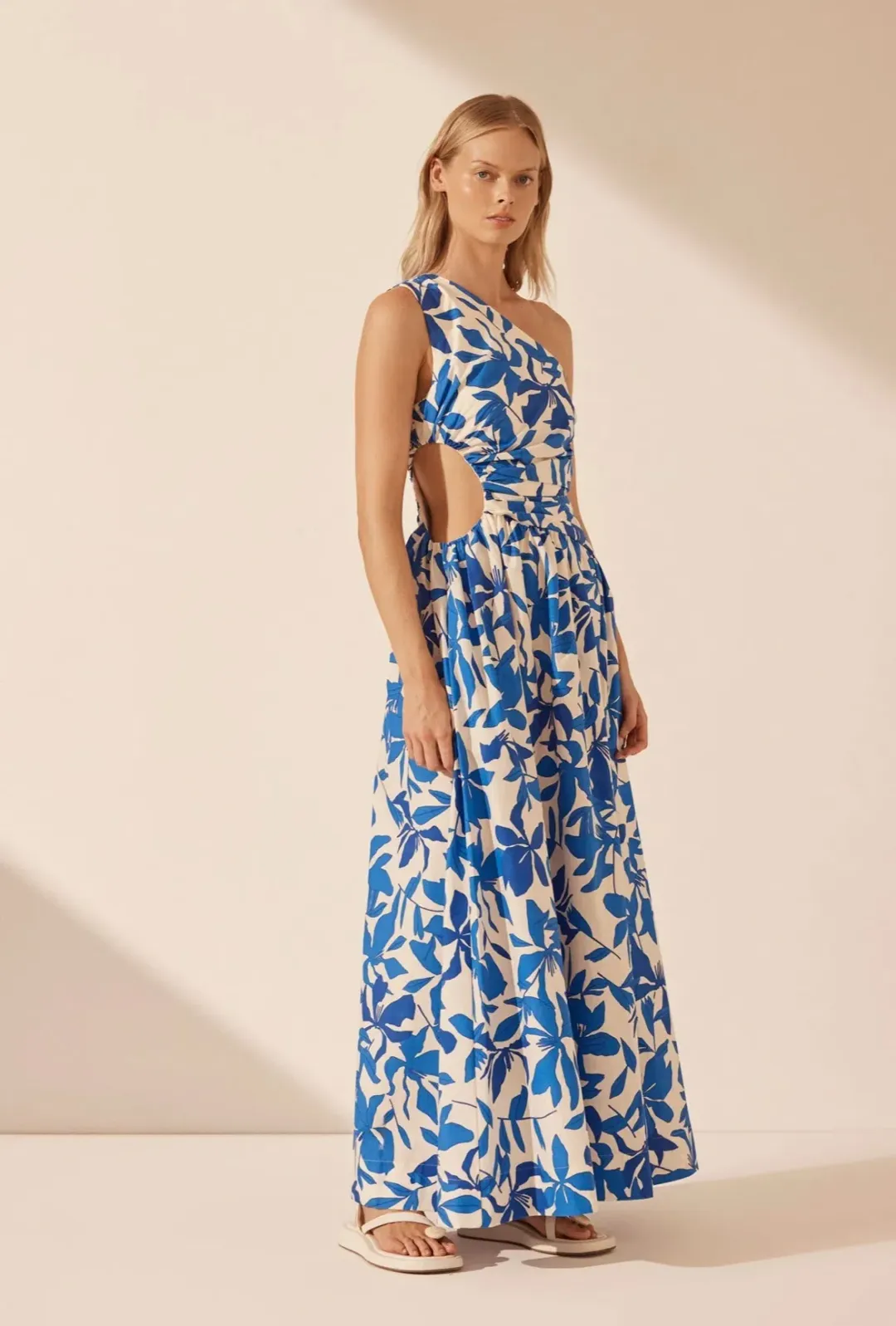 Shona Joy Bleue Asymmetrical Cut Out Maxi Dress Ivory/Aqua Print Size 12 for rent on The Volte - main image