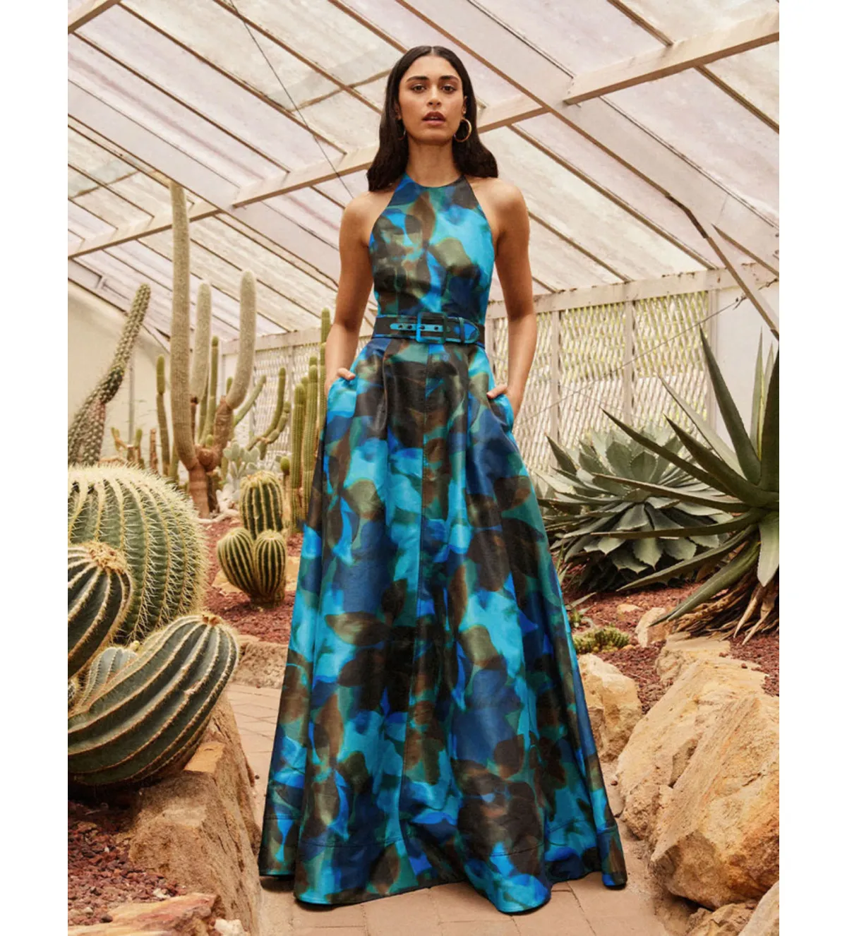 Rebecca Vallance Night Shade Gown Print Size 4 - Image 1