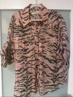 Matchmaker Safari linen set for rent on The Volte - image 5
