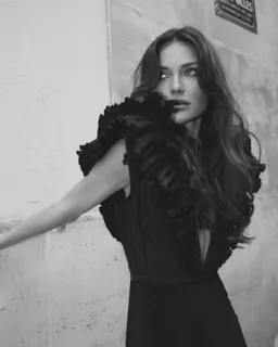 L'Idee Tuileries Split Gown in Noir Size 8 for rent on The Volte - image 5