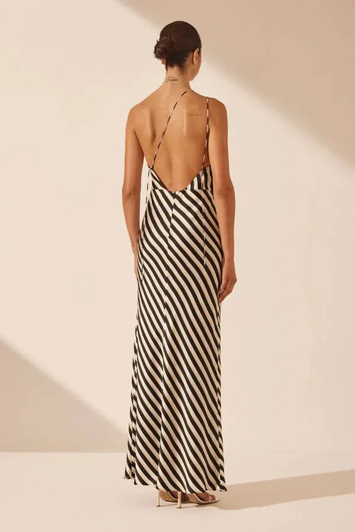 Shona Joy Escalet Silk One Shoulder Open Back Maxi Dress Black/Cream Size 8 - Image 3