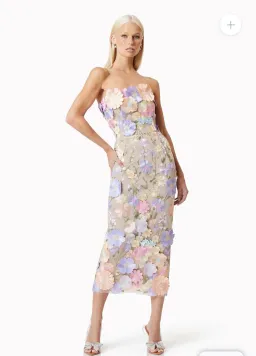 Elliatt Helena Strapless Midi in Purple for rent on The Volte - image 2