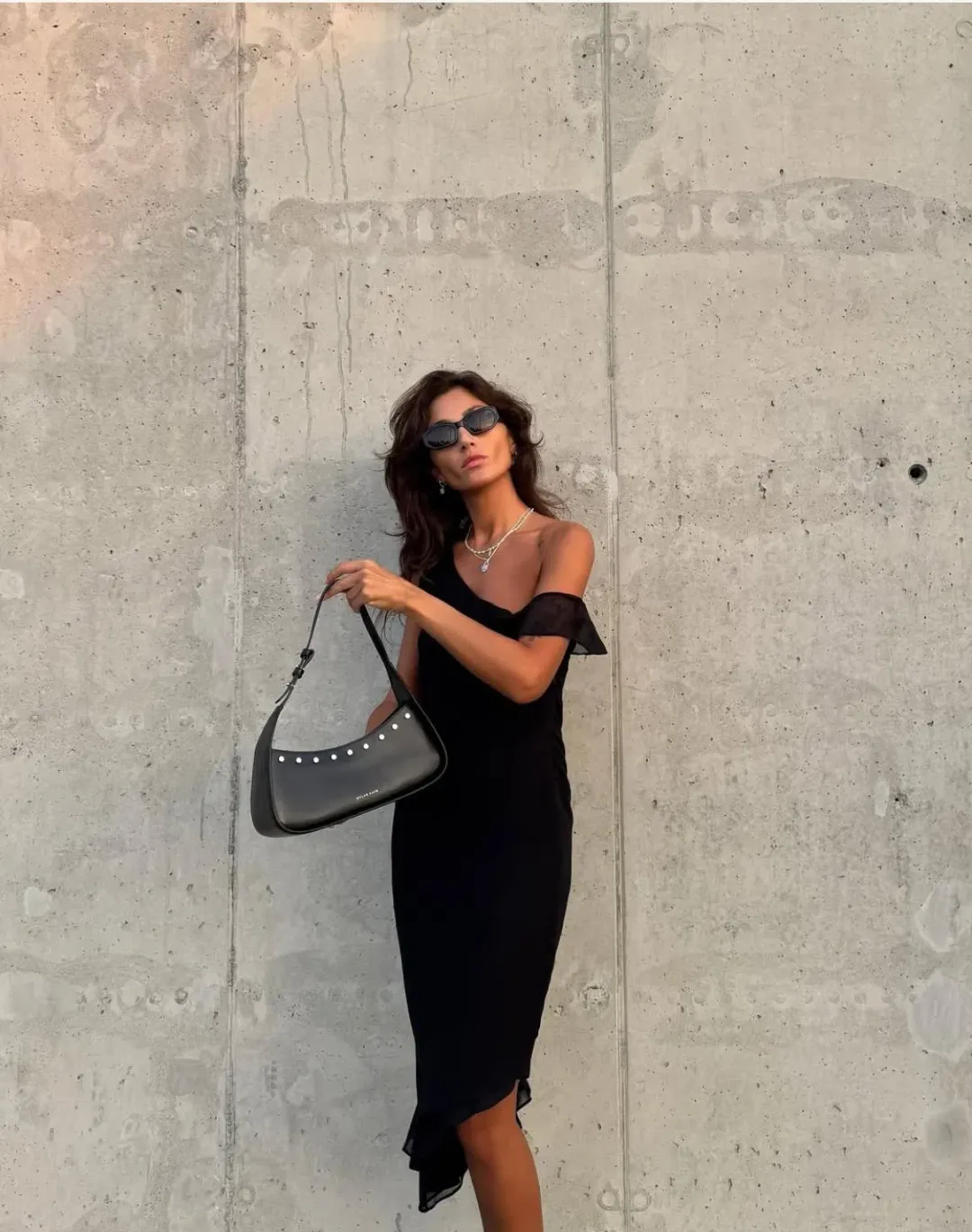 Realisation Par Carrie Midi Dress Black Size 8 for rent on The Volte - main image
