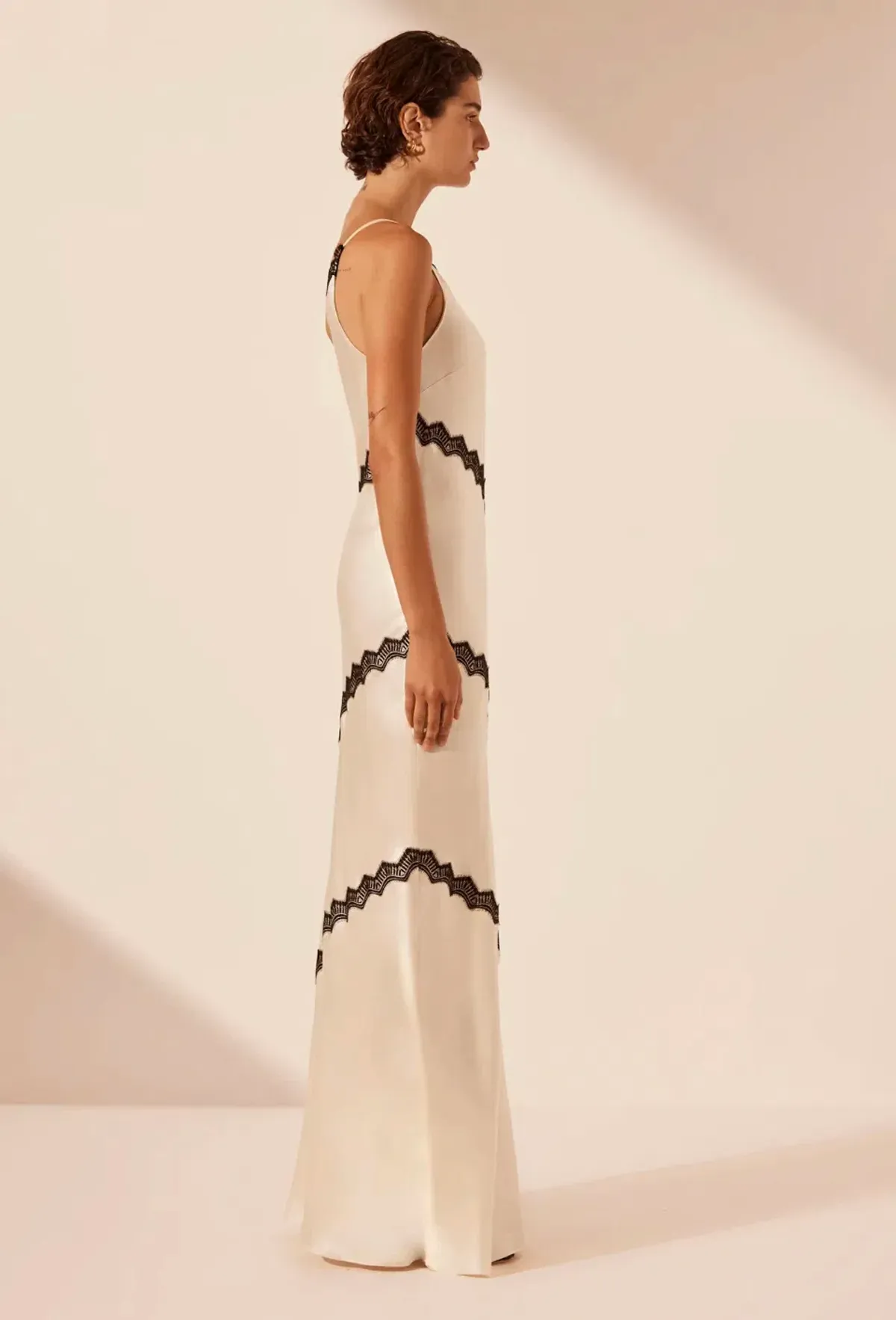 Shona Joy Camille Lace Asymmetrical Maxi Dress in Cream/Black Size 10 - Image 2