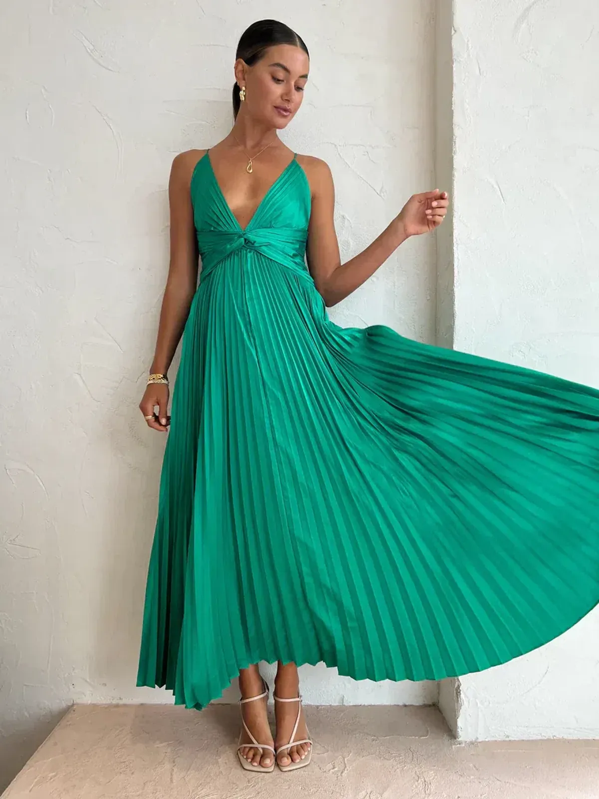 Issy Orla Dress Jade Size 8 - Image 1