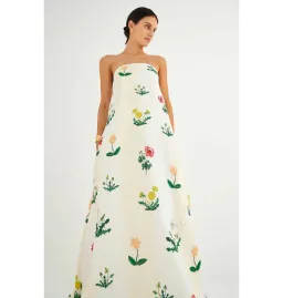Oroton Rosebud Gown in Antique White Size AU 12 Adrienne Cleary for rent on The Volte - image 3