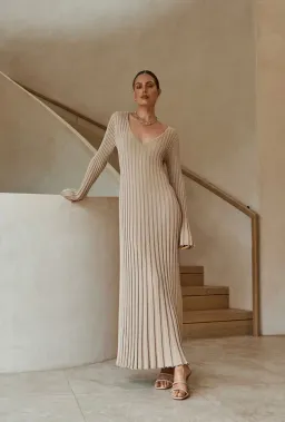 Dissh Reign Sleeved Knit Midi Dress Beige Size AU 12 for rent on The Volte - image 1