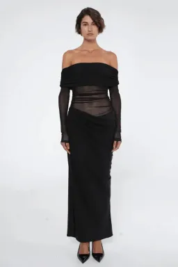 Benni Yasmin Off-Shoulder Maxi Dress Black Size 8 for rent on The Volte - image 6