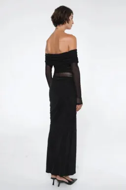 Benni Yasmin Off-Shoulder Maxi Dress Black Size 10 for rent on The Volte - image 8