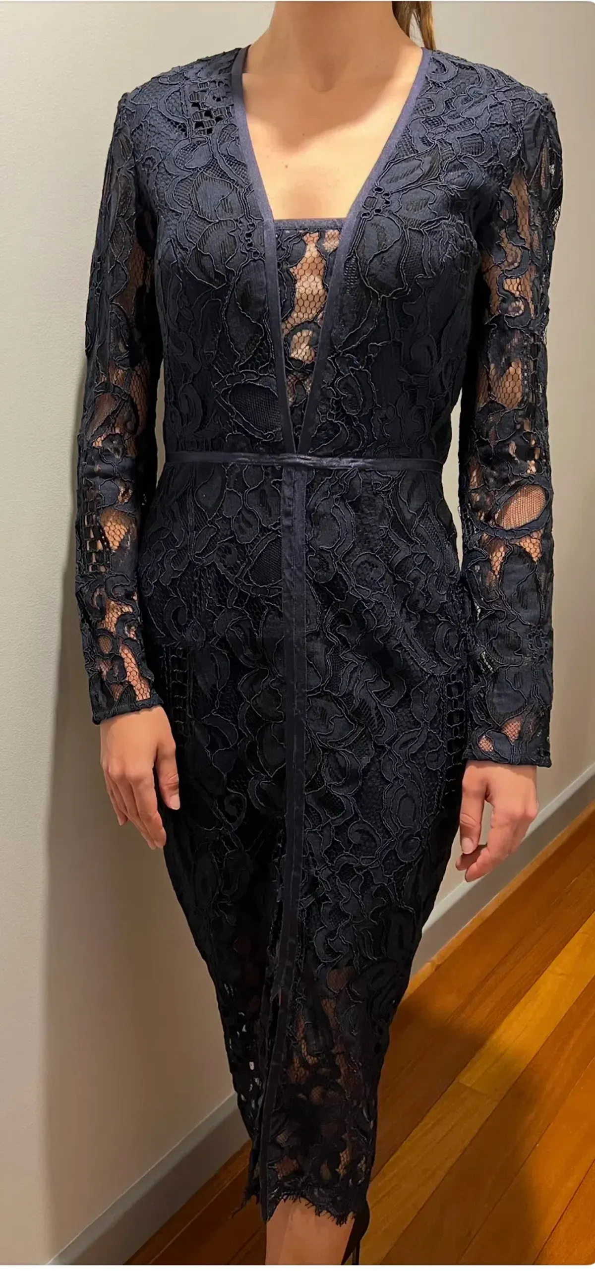 Rodeo Show Romy Lace Midi Dress Navy Size 8 - Image 3