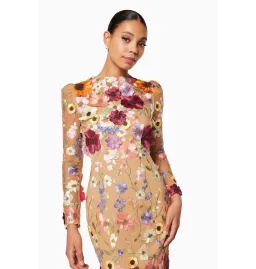 Elliatt Shannon 3D Gown Floral Size AU 14 for rent on The Volte - image 3