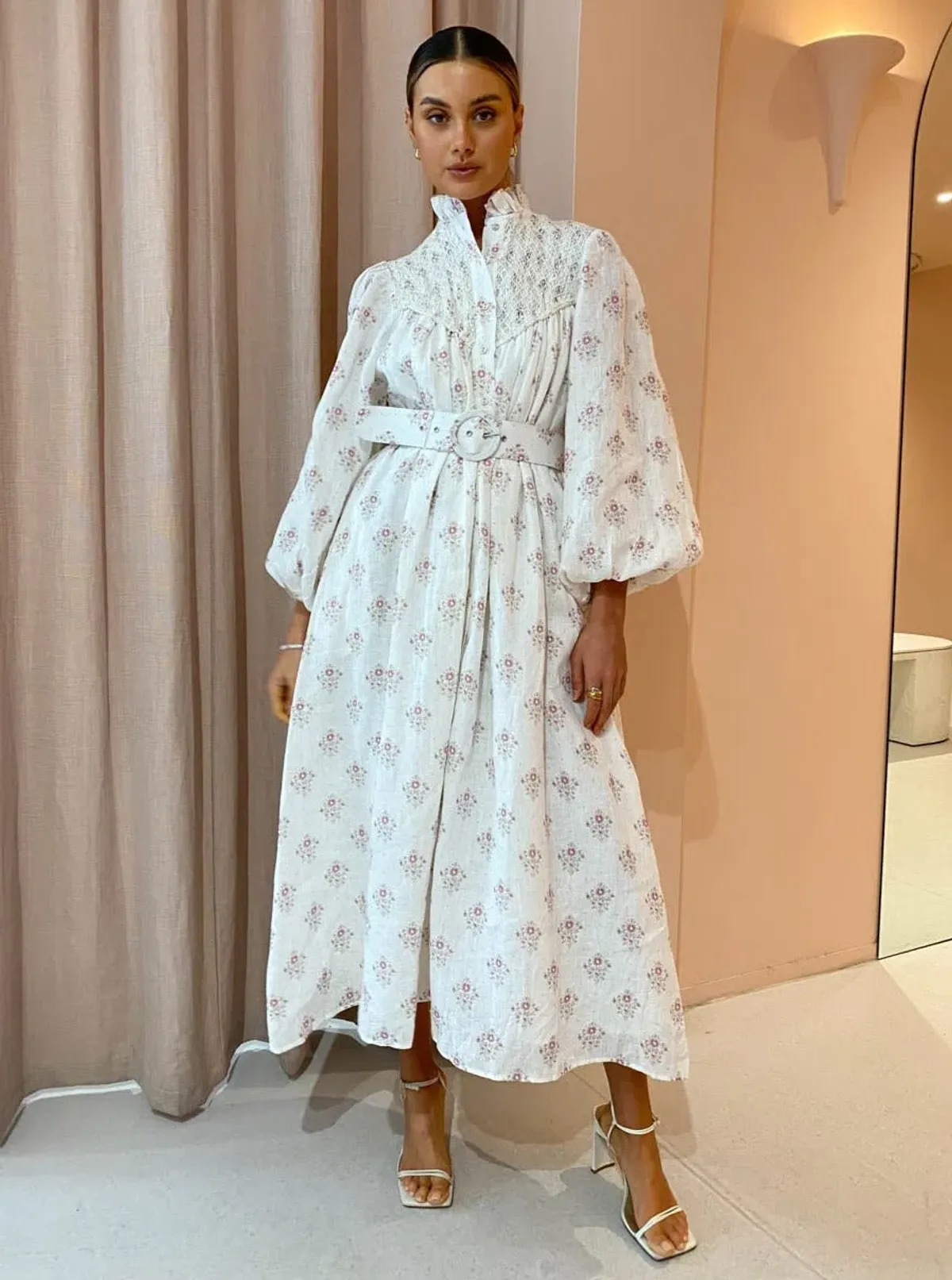 Palm Noosa Apollo Dress in Delicate Floral Size 10 - Image 1