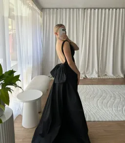 Effie Kats Christal Gown Black Size 8 for rent on The Volte - image 3