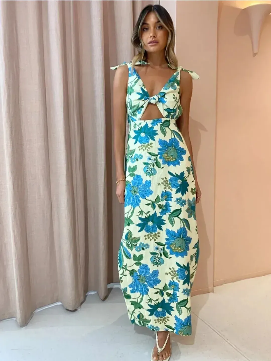 Sir The Label Alexandre Tie Dress in Marguerite Print Size 2 / AU 10 for rent on The Volte - main image