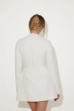 Odd Muse The Ultimate Muse Split Sleeve Mini Dress White Size S / AU 8 for rent on The Volte - image 2