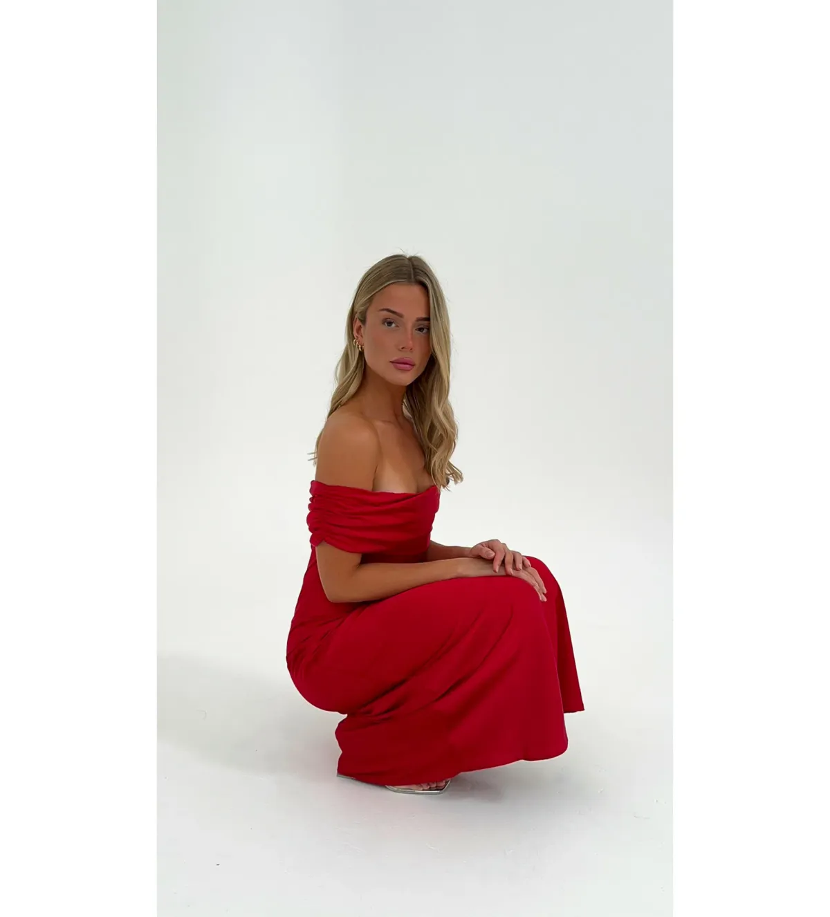 HNTR Kayla Gown Red Size S/Au 8 - Image 2