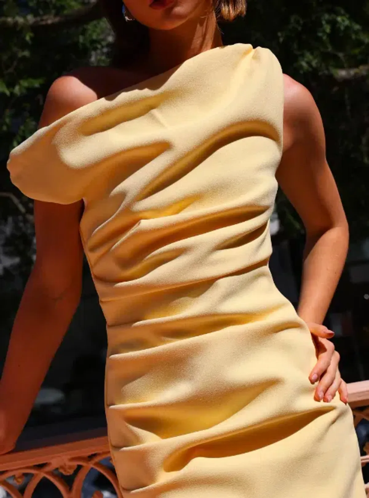 By Nicola Vivian Crepe Maxi Dress Lemon Size 10 - Image 4
